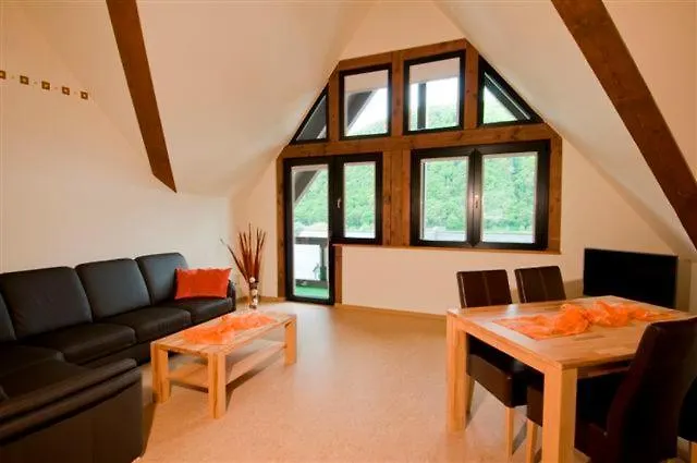 Gaestehaus Lenartz-beth 3* Mesenich